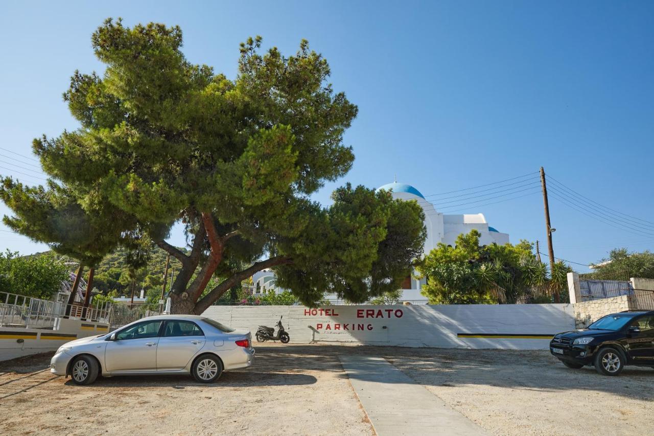 Erato Hotel Agia Marina  Exteriör bild